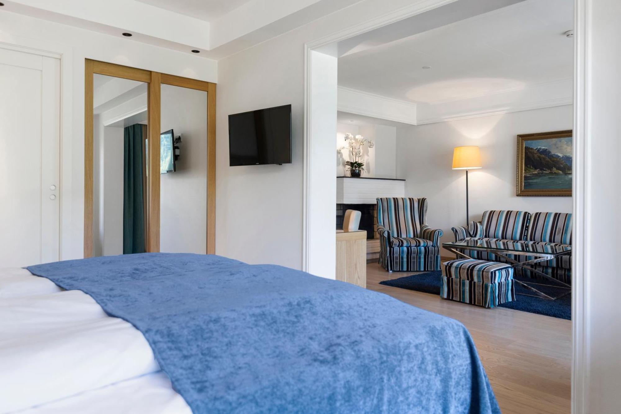 Hotel Alexandra Лоен Экстерьер фото
