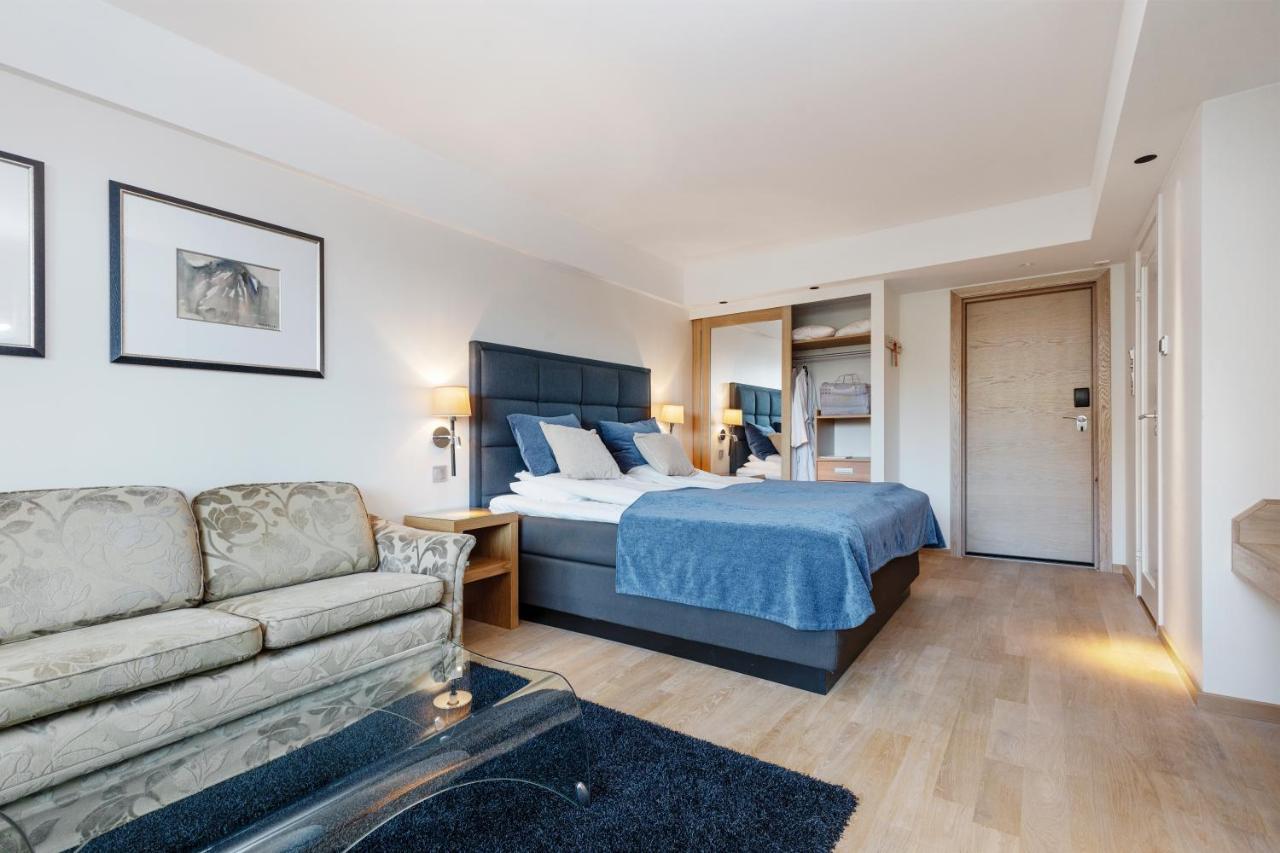 Hotel Alexandra Лоен Экстерьер фото